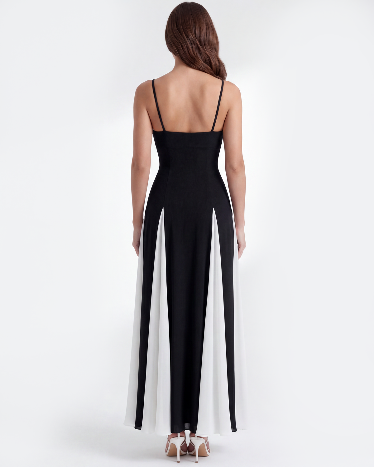 Porto Fino — vestido en color blanco y negro · Novah Collection [color:Blanco y Negro]