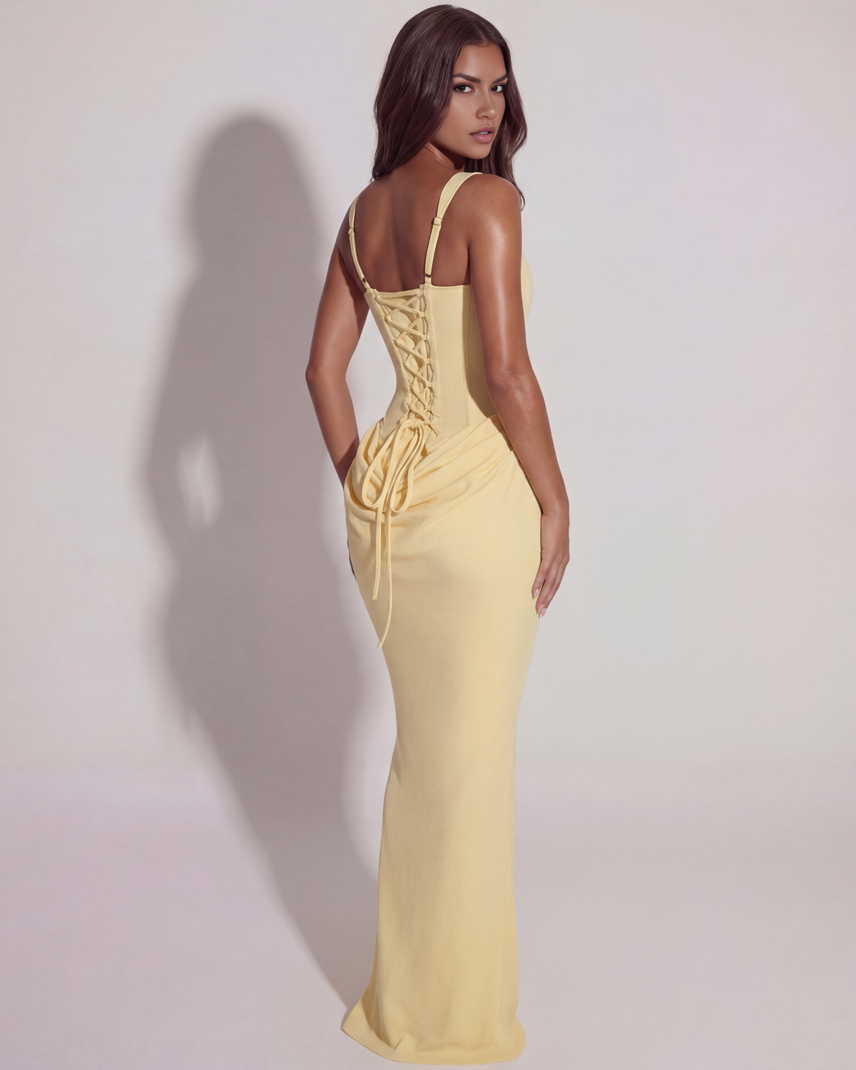 Eleonora — vestido en color amarillo mantequilla · Novah Collection [color:Amarillo Mantequilla]