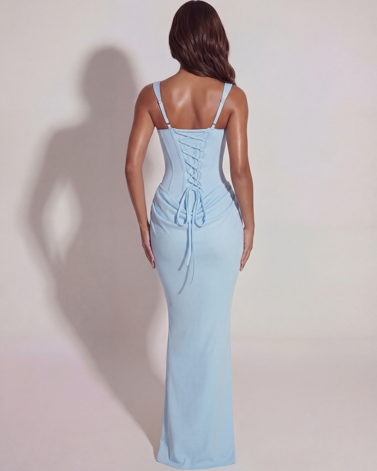 Eleonora — vestido en color azul bebé · Novah Collection [color:Azul Bebé]