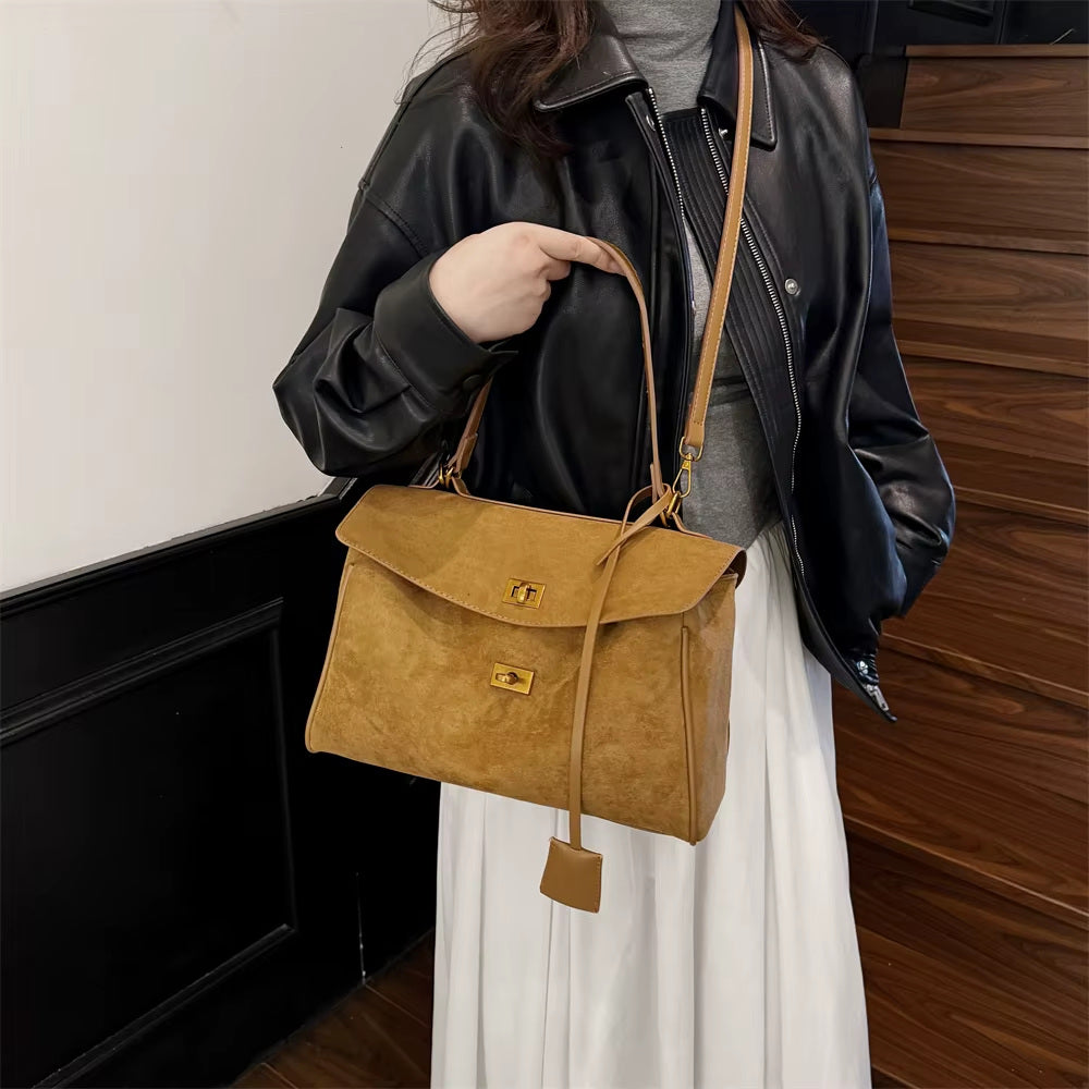 Bolso Atenas en Camel mostaza - Novah Collection